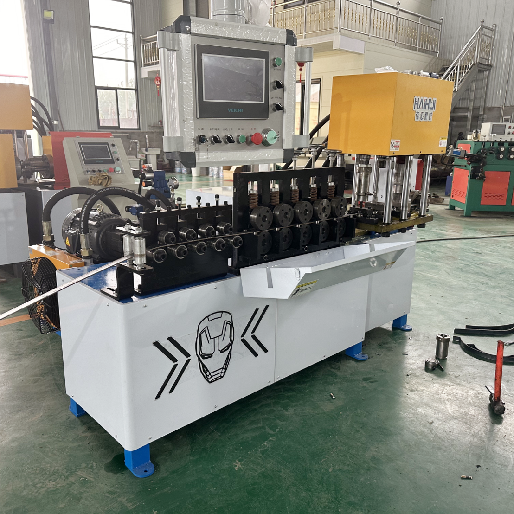 Choose a flat steel bending punching integrated machine? Haihui manufacturer has strong R&D capabilities and stable performance